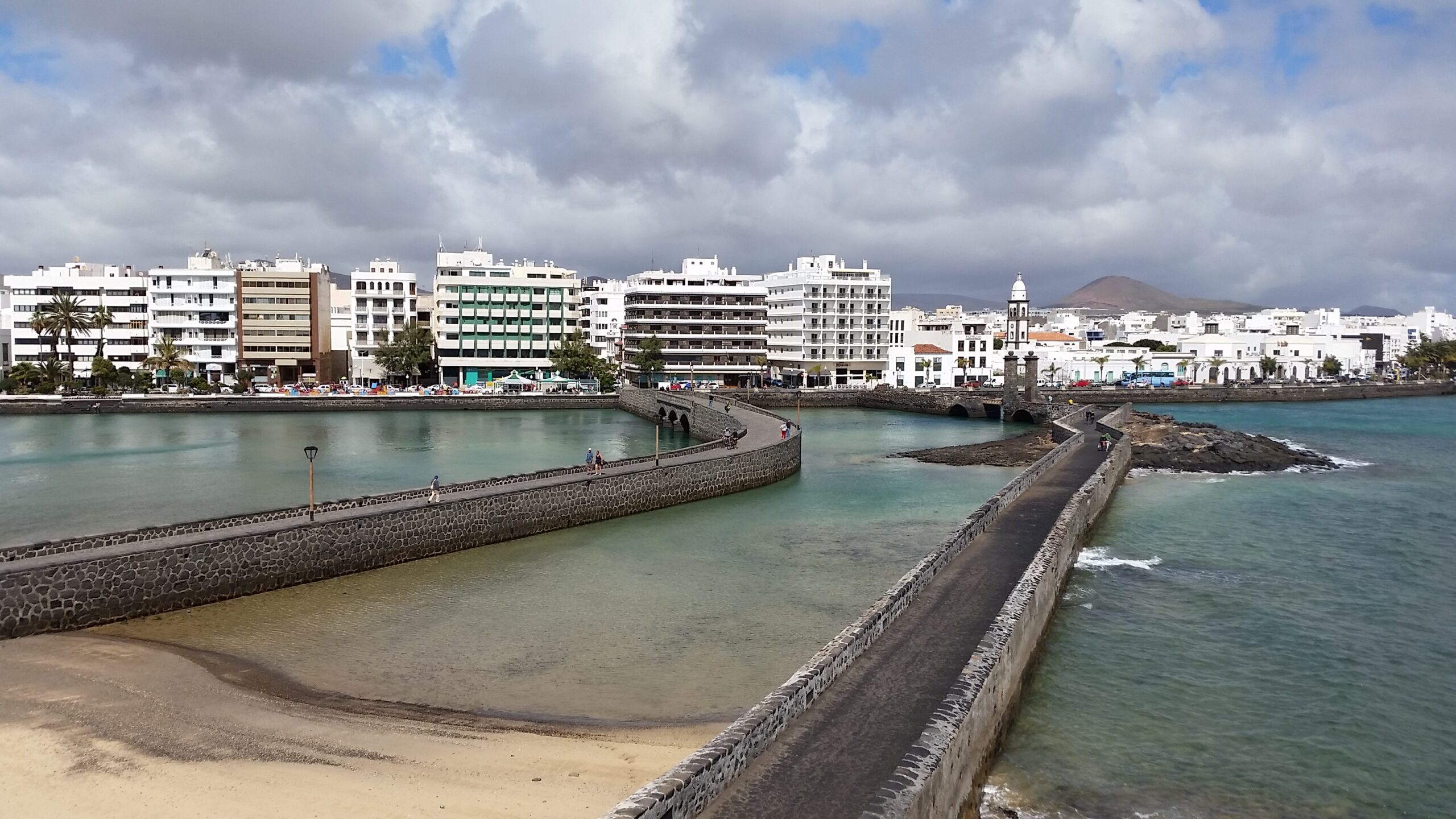 Las empresas y autónomos de Lanzarote se reúnen este miércoles en la Cámara para hablar de Arrecife
