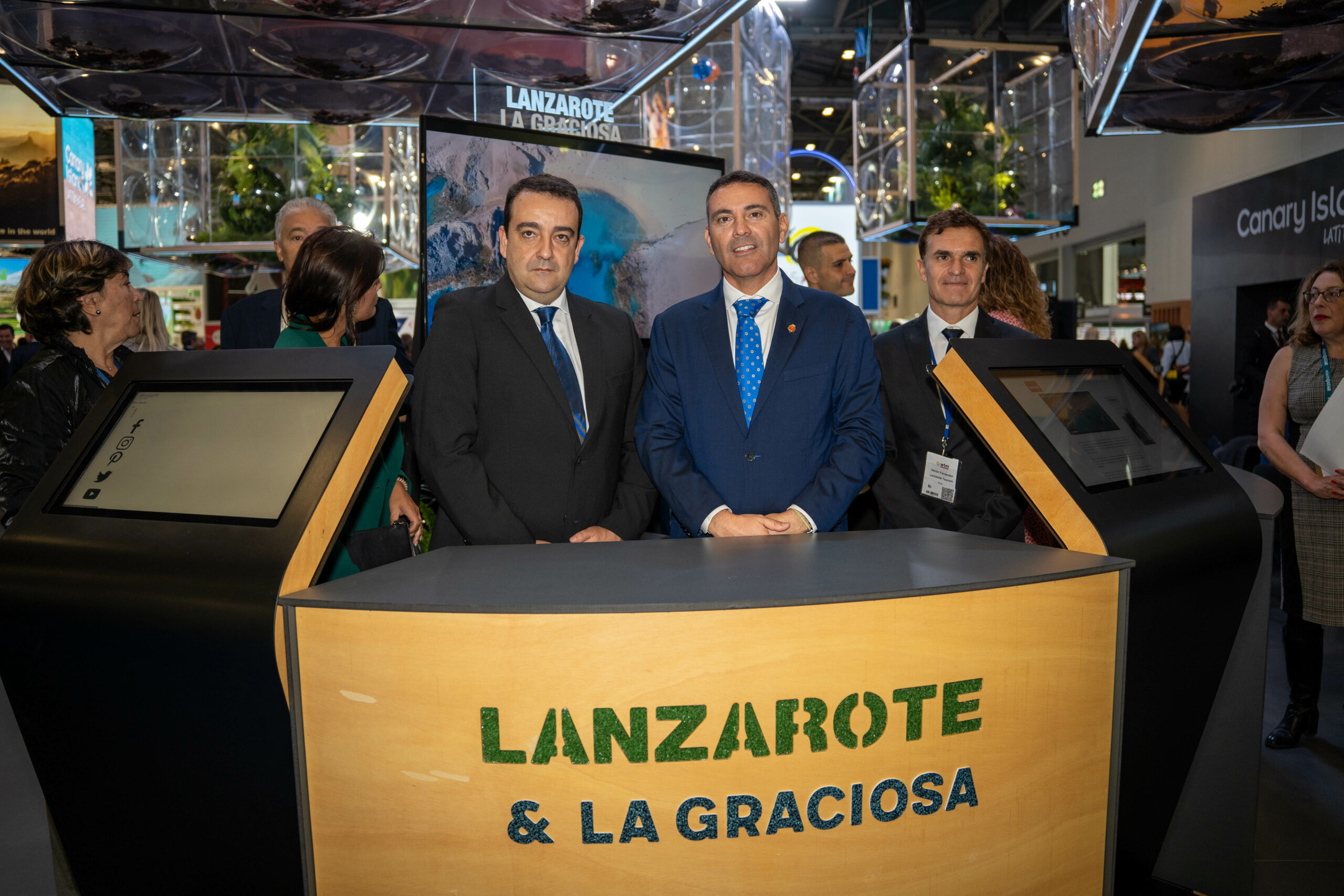 El Cabildo y la Cámara de Comercio de Lanzarote solicitan una reunión urgente con la empresa que gestiona la torre de control del aeropuerto César Manrique