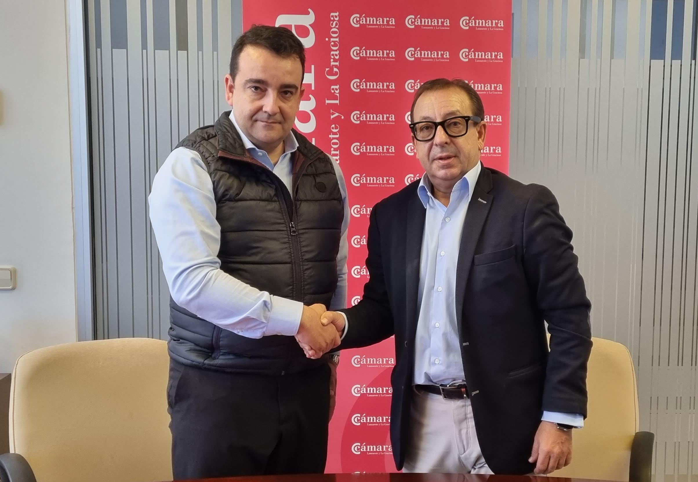 Renovada la colaboración entre Cajasiete y la Cámara de Comercio para la confección del boletín de coyuntura económica de Lanzarote