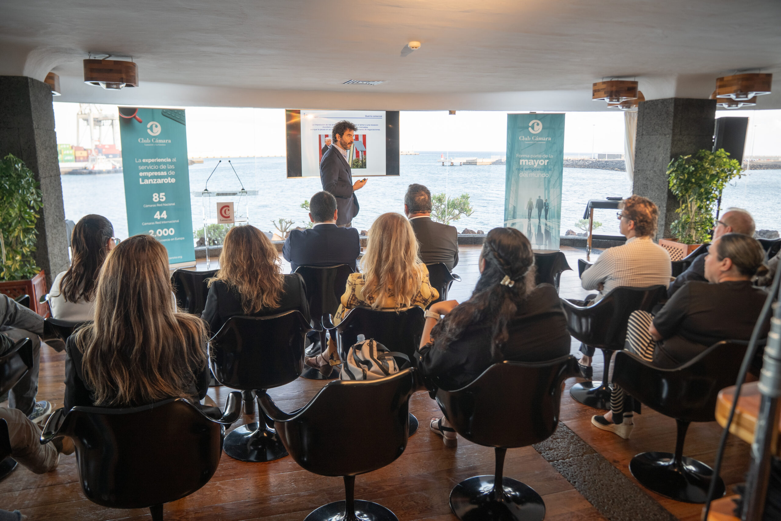 III Encuentro del Club Cámara “aborda el impacto económico global y refuerza los lazos empresariales”