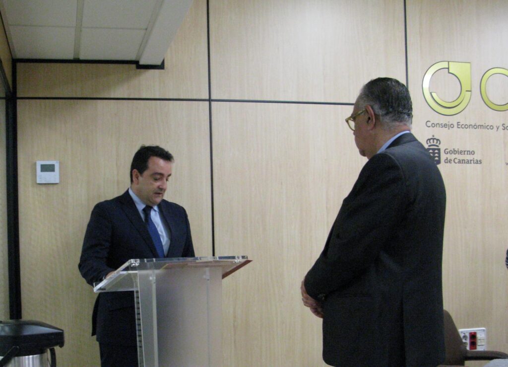 José Valle Firma CES