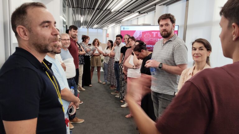 filter: 0; fileterIntensity: 0.0; filterMask: 0; hdrForward: 0; highlight: true; brp_mask:0;
brp_del_th:null;
brp_del_sen:null;
delta:null;
module: photo;hw-remosaic: false;touch: (-1.0, -1.0);sceneMode: 8;cct_value: 0;AI_Scene: (-1, -1);aec_lux: 0.0;aec_lux_index: 0;HdrStatus: auto;albedo:  ;confidence:  ;motionLevel: -1;weatherinfo: null;temperature: 34;