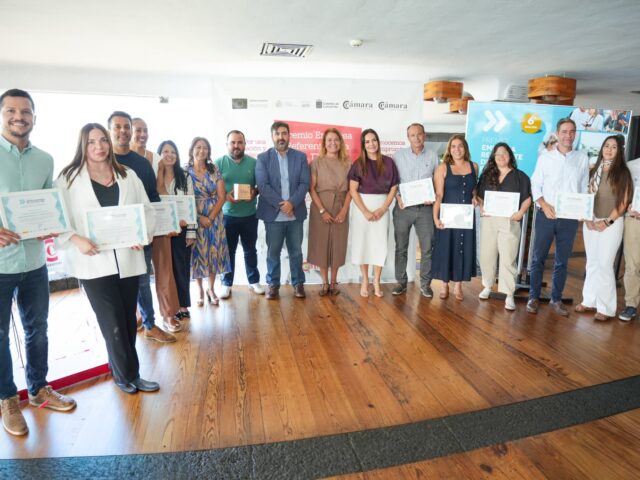 Emerlan gana la VI edición del premio Empresa Referente de la FP Dual de la Cámara de Comercio de Lanzarote y La Graciosa